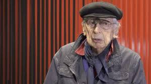 In contemporary art (unlp), art critic (clarín, ñ magazine) since 2003. Julio Le Parc En El Cck 2019 Por Mercedes Perez Bergliaffa 19 07 2019 Clarin Com