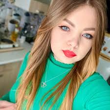 Anastasia Cataraga (@anastasia_mnt08) • Instagram photos and videos