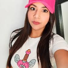 Karla Landeros's Instagram, Twitter & Facebook