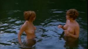 Naked Elizabeth Knowles In Trader Hornee | Free Hot Nude Porn Pic Gallery