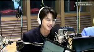 V de bts subió al segundo lugar en la clasificación después de ver un aumento del 51.38 por ciento en su índice de reputación de marca desde el mes pasado. How The Boyz Younghoon Really Love Bts Taehyung Youtube