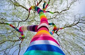 Yarn Bomb Street Art Utopia Yarn Bombing Yarn Art