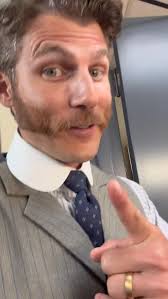 Heading down to San Diego for the Craig Noel awards (iykyk) with my gallant  husband Joe at the helm. Pictured is a sneak peek of our outfits