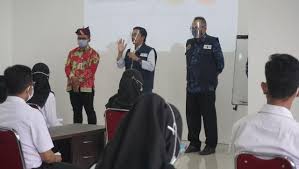Lampiran pengumuman hasil seleksi administrasi rekrutmen (seleksi) calon pegawai negeri sipil badan kepegawaian negara tahun. Bkn Pusat Apresiasi Penerapan Protokol Kesehatan Dalam Tes Skb Cpns Di Itera Kumparan Com