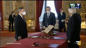 Il capo provvisorio dello stato, vista la deliberazione dell'assemblea costituente, che nella seduta del 22 dicembre 1947 ha approvato la costituzione della repubblica italiana; Mario Draghi Giura E Il 67esimo Presidente Del Consiglio D Italia