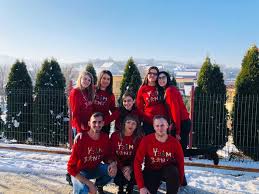 În românia nu mai există şcoală postliceală pedagogică! Scoala Postliceala Sanitara Carol Davila Bistrita Home Facebook