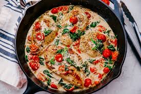 Don T Worry About Dinner This Creamy Italian Chicken Skillet With Cherry Toma Cherry Tomato Recipes Chicken With Cherry Tomatoes Recipe Creamy Italian Chicken