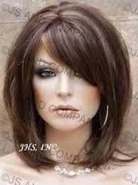 This haircut for medium hair for women over 40 will bring out the sophisticated and classy look on your face and make you look alluring even at this age. Image Result For Medium Length Hairstyles For Square Faces Over 40 Hair Styles Medium Layered Hair Thick Hair Styles