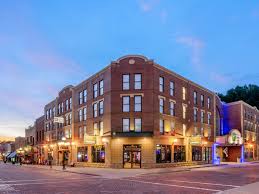 Hotel in Deadwood, SD | Holiday Inn Express & Suites Deadwood-Gold Dust  Casino