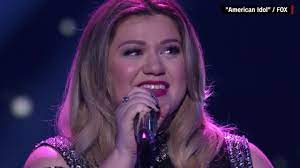 American Idol Contestant Faints Following Performance Cnn