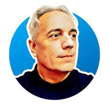 Eva Klausner's Instagram, Twitter & Facebook