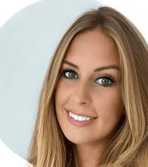 Natalie Barwick's Instagram, Twitter & Facebook