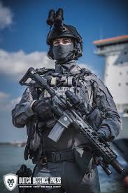 Https Img01 Militaryblog Jp Usr B O O Boomerang Gvo 190212 402 684x1024 Jpg In 2020 Military Special Forces Military Forces Special Forces