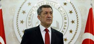 Cumhurbaşkanlığı hükümet sisteminin ilk milli eğitim bakanı unvanına sahip olan ziya selçuk, 1961'de ankara'da doğdu. Milli Egitim Bakani Ziya Selcuk Tan Okul Oncesi Egitim Kurumlarinda Yuz Yuze Egitim Genelgesi A Haber Son Dakika Gundem Haberleri