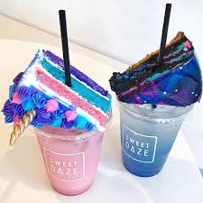 Unicorn Birthday Cake Starbucks Drinks Sweet Daze Dessert Bar Is Defiantly Being Put On My Food Bucket List Located In Richardson Texas Offering Designer De Starbucks Drinks Recipes Food Desserts