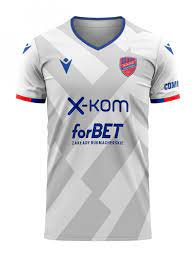 The village has a population of 1,213. Rakow Czestochowa 2021 22 Auswarts Trikot