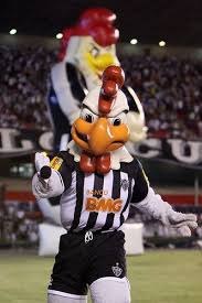 Além dela, outras atletas do time feminino e o atacante diego tardelli, do time masculino, foram apresentados aos torcedores que compareceram ao mineirão para o jogo contra a caldense pelo campeonato mineiro. Mascote Do Galo Galoucura Atletico Mg Clube Atletico Mineiro