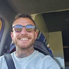 Hi has anyone changed their sliding door? I was wondering how  easy/difficult it is to do. I've managed to get a replacement complete with  window and have a couple of strong grandsons