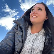 Carla Amon (@golddflake) • Instagram photos and videos