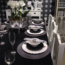 A small silver purse acts as a place card. Home Dzine Home Decor Decorate The Christmas Dining Table