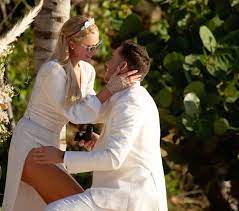 Carter reum net worth 2020: Paris Hilton Is Engaged To Carter Reum See Photos Of Proposal