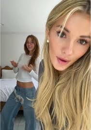 Shona Hill's Instagram, Twitter & Facebook