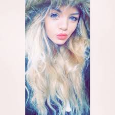 Adele Whitehead's Instagram, Twitter & Facebook