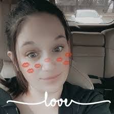 Tishma Heredia's Instagram, Twitter & Facebook