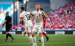 Dinamarca intenta reponerse todavía del susto que dio eriksen en el partido contra finlandia. B2yod6c6qs2kfm