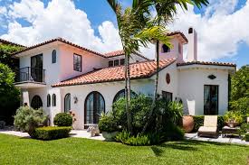West Palm Beach Homes For Sale Real Estate Trends In Flamingo Park Movoto Mediterranean Homes Exterior Mediterranean Homes Spanish Style Homes