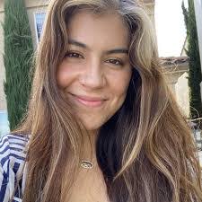 Laura Penner's Instagram, Twitter & Facebook