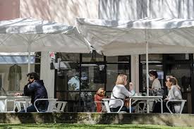 Este sistema de níveis, diferente. Mais Tres Niveis De Desconfinamento O Que Propoem Os Peritos Portugal Sabado