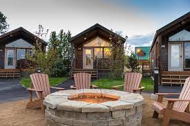Book your perfect cabin getaway on allcabins.com! Explorer Cabins At Yellowstone West Yellowstone Updated 2021 Prices