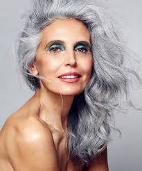 inbeautmag Photo : Philipp Jelenska Makeup : Christopher Koller Modèle :  Milva Spina