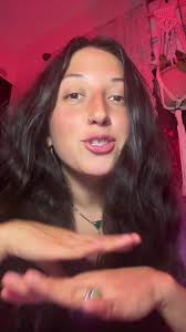 Jackie Angelo (@thefruitsandseeds)