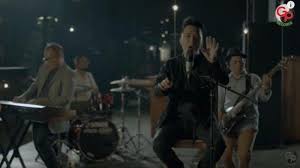 Download Mp3 Lagu Badai Romantic Project Melamarmu Lengkap Dengan Lirik Lagunya Tribunnews Com Mobile