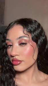 Rose gold blush to match the eyes ✨ Makeup products used: @Fenty Beauty  match stick in “Mocha” Killawatt freestyle highlighter in “Ginger Binge/  Moscow Mule” #fentybeauty #rosegoldmakeup ...