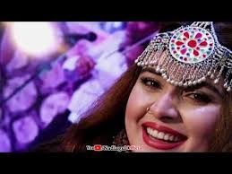 سلامونه ګرانو دوستانو زه یم نادیه ګل او دا زما رسمي چینل دې. Nadia Gul Hashmat Sahar New Tappay 2018 Youtube Churidhar Neck Designs Songs Neck Designs