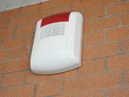 By adding inexpensive optional sensors that enhance the detection abilities of the main barking dog alarm unit, the entire building can be protected. Best Barking Dog Alarm