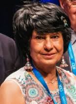 Elizabeth Schram's Instagram, Twitter & Facebook