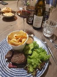 Restaurant Les Halles Saint Gregoire Saint Gregoire Restaurant Avis Numero De Telephone Photos Tripadvisor