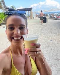 Cassidy Curran's Instagram, Twitter & Facebook