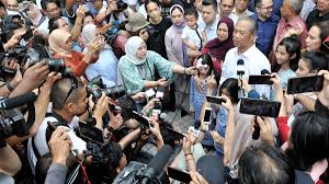 Explore tweets of muhyiddin yassin @muhyiddinyassin on twitter. Malaysian King Appoints Muhyiddin Yassin As Prime Minister The National