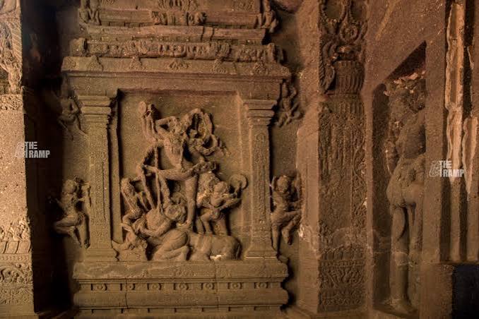 The Majestic Caves of Ellora: Artistry and Devotion – The Tramp