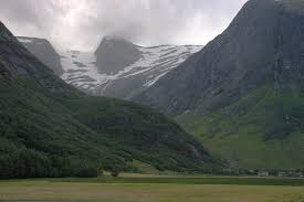Astruptunet and eikaas galleriet are cultural highlights, or if an activity is on the agenda, check out breimsbygda where is stardalen hyttegrend located? The Hamlet Of Fonn Norway