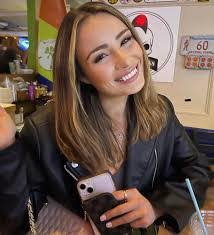 Jenna Jarrell's Instagram, Twitter & Facebook