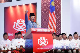 Nah, dalam artikel kali ini saya akan menjelaskan mengenai beberapa contoh teks eksplanasi yang bisa membantu anda untuk mempelajari atau mendalami teks eksplanasi. Teks Ucapan Timbalan Presiden Majlis Perasmian Perhimpunan Agung Wanita Pemuda Puteri Umno 2019 Umno