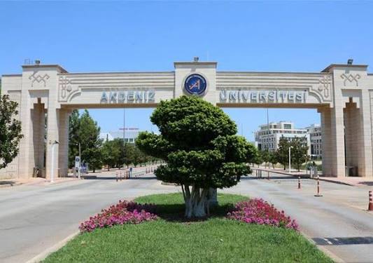 Akdeniz Üniversitesi Kampüsü - Tazelenme Üniversitesi