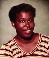 Lois Mears's Instagram, Twitter & Facebook