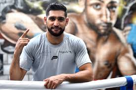 Mutlaka izlenmesi gereken 40 aamir khan filmini listelist ekibinin yorumlarıyla hazırladık. Watch When Amir Khan Flipped Out Thinking He D Lost 2million In Youtube Prank By Wife Faryal Makhdoom